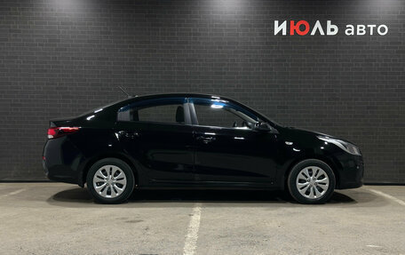 KIA Rio IV, 2018 год, 899 000 рублей, 4 фотография