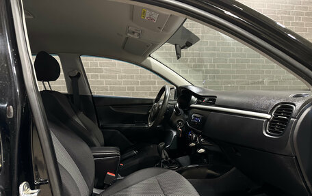 KIA Rio IV, 2018 год, 899 000 рублей, 9 фотография
