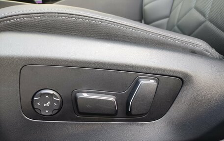 BMW 5 серия, 2025 год, 12 700 000 рублей, 19 фотография