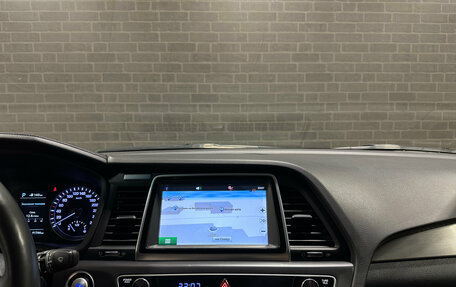 Hyundai Sonata VII, 2019 год, 1 895 000 рублей, 11 фотография