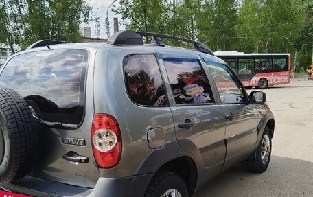 Chevrolet Niva I рестайлинг, 2009 год, 350 000 рублей, 4 фотография