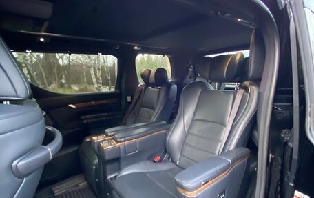 Toyota Alphard III, 2015 год, 3 600 000 рублей, 2 фотография