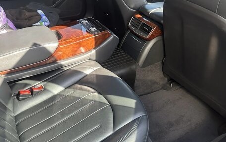Audi A8, 2011 год, 2 850 000 рублей, 6 фотография