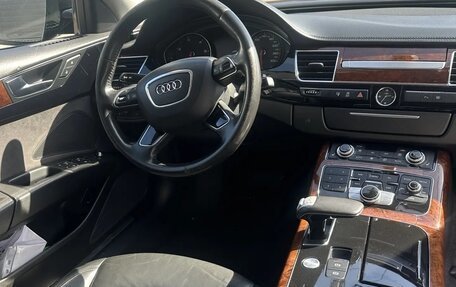 Audi A8, 2011 год, 2 850 000 рублей, 4 фотография