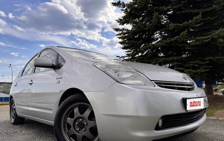 Toyota Prius, 2008 год, 850 000 рублей, 4 фотография