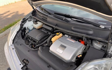 Toyota Prius, 2008 год, 850 000 рублей, 19 фотография