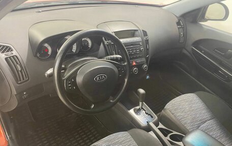 KIA cee'd I рестайлинг, 2009 год, 799 800 рублей, 8 фотография