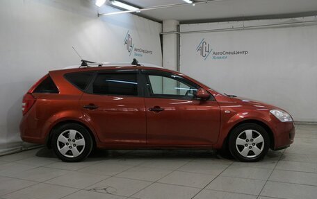 KIA cee'd I рестайлинг, 2009 год, 799 800 рублей, 16 фотография