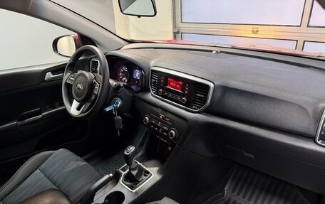 KIA Sportage IV рестайлинг, 2019 год, 1 945 000 рублей, 16 фотография