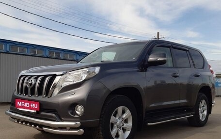 Toyota Land Cruiser Prado 150 рестайлинг 2, 2014 год, 3 450 000 рублей, 2 фотография