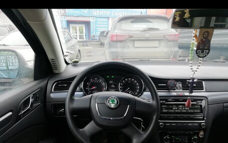 Skoda Superb III рестайлинг, 2012 год, 650 000 рублей, 17 фотография