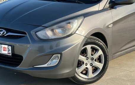 Hyundai Solaris II рестайлинг, 2011 год, 659 008 рублей, 2 фотография