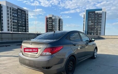 Hyundai Solaris II рестайлинг, 2011 год, 659 008 рублей, 8 фотография