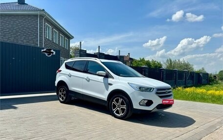 Ford Kuga III, 2018 год, 1 730 000 рублей, 1 фотография