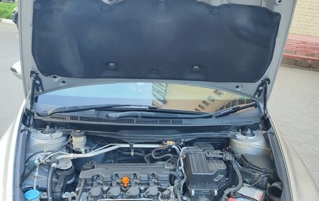Honda Stream II, 2010 год, 1 400 000 рублей, 12 фотография