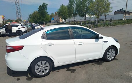 KIA Rio III рестайлинг, 2014 год, 950 000 рублей, 5 фотография