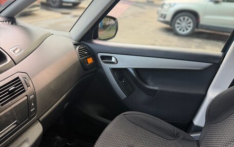Citroen C4 Picasso II рестайлинг, 2012 год, 410 000 рублей, 10 фотография