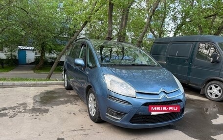 Citroen C4 Picasso II рестайлинг, 2012 год, 410 000 рублей, 2 фотография