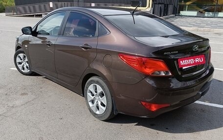 Hyundai Solaris II рестайлинг, 2016 год, 1 070 000 рублей, 2 фотография