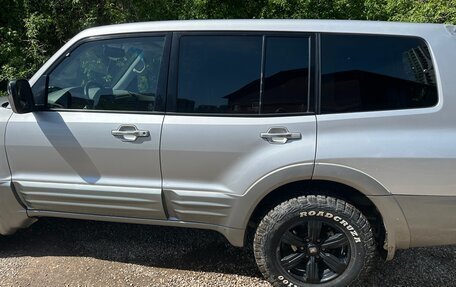 Mitsubishi Pajero III рестайлинг, 2001 год, 1 200 000 рублей, 20 фотография