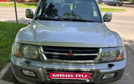 Mitsubishi Pajero III рестайлинг, 2001 год, 1 200 000 рублей, 2 фотография