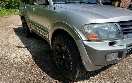 Mitsubishi Pajero III рестайлинг, 2001 год, 1 200 000 рублей, 38 фотография
