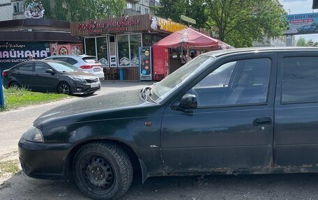 Daewoo Nexia I рестайлинг, 2010 год, 50 000 рублей, 2 фотография