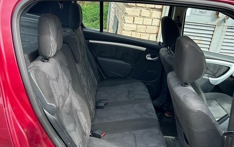 Renault Sandero I, 2011 год, 300 000 рублей, 11 фотография