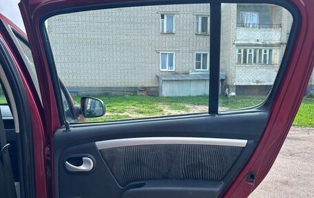 Renault Sandero I, 2011 год, 300 000 рублей, 18 фотография