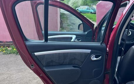 Renault Sandero I, 2011 год, 300 000 рублей, 33 фотография