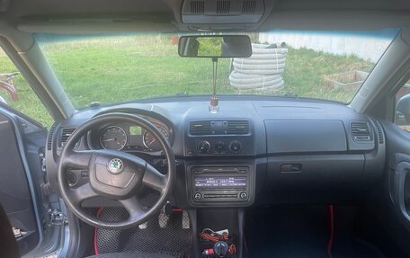 Skoda Fabia II, 2011 год, 550 000 рублей, 8 фотография