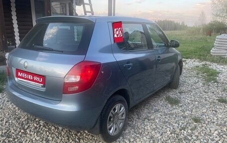 Skoda Fabia II, 2011 год, 550 000 рублей, 5 фотография