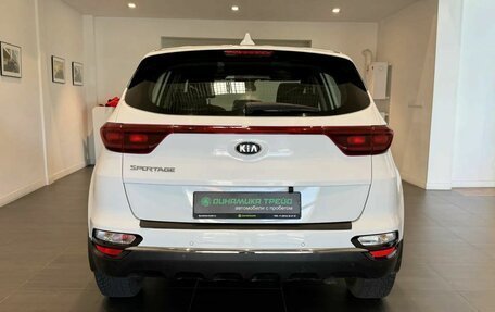 KIA Sportage IV рестайлинг, 2021 год, 1 860 000 рублей, 5 фотография