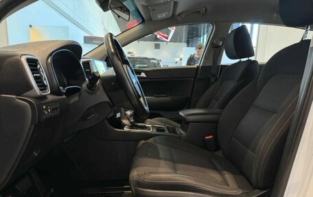 KIA Sportage IV рестайлинг, 2021 год, 1 860 000 рублей, 9 фотография