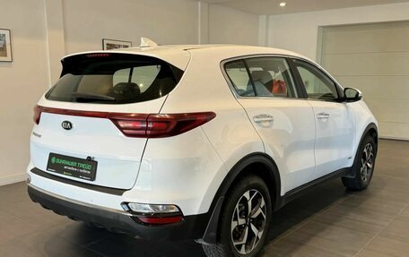 KIA Sportage IV рестайлинг, 2021 год, 1 860 000 рублей, 4 фотография
