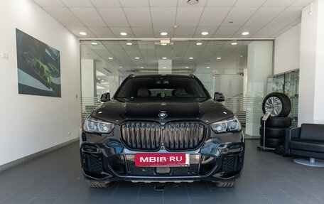 BMW X5, 2021 год, 9 990 000 рублей, 2 фотография