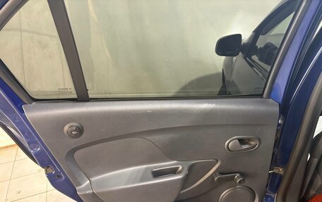 Renault Logan II, 2016 год, 690 000 рублей, 12 фотография