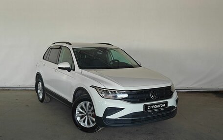 Volkswagen Tiguan II, 2021 год, 2 630 000 рублей, 3 фотография