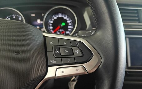 Volkswagen Tiguan II, 2021 год, 2 630 000 рублей, 15 фотография