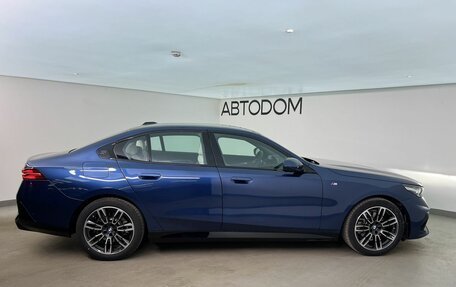 BMW 5 серия, 2024 год, 7 600 000 рублей, 6 фотография