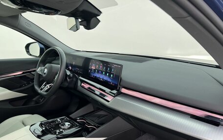 BMW 5 серия, 2024 год, 7 600 000 рублей, 14 фотография