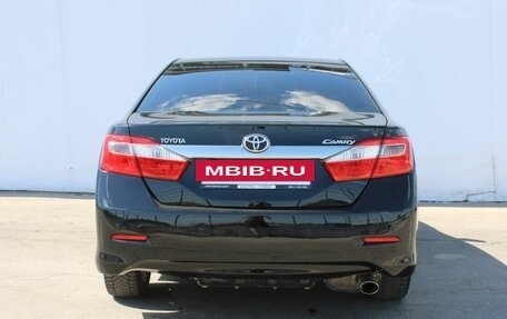 Toyota Camry, 2014 год, 1 890 000 рублей, 6 фотография
