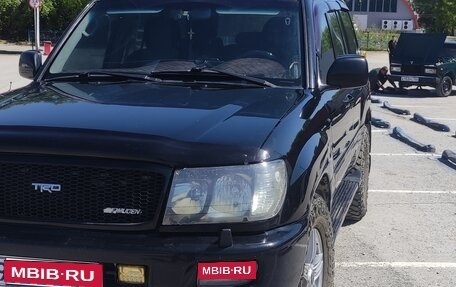 Toyota Land Cruiser 100 рестайлинг 2, 2007 год, 2 500 000 рублей, 1 фотография
