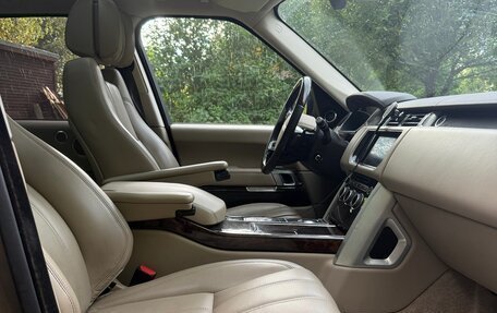 Land Rover Range Rover IV рестайлинг, 2014 год, 3 900 000 рублей, 8 фотография