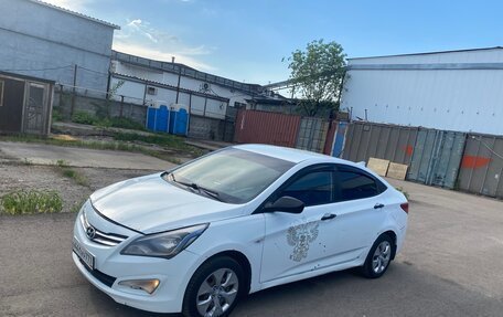 Hyundai Solaris II рестайлинг, 2016 год, 390 000 рублей, 2 фотография