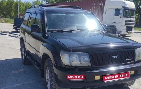 Toyota Land Cruiser 100 рестайлинг 2, 2007 год, 2 500 000 рублей, 15 фотография