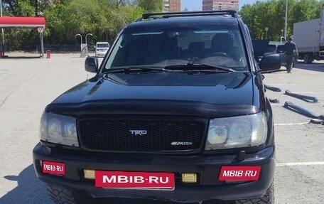 Toyota Land Cruiser 100 рестайлинг 2, 2007 год, 2 500 000 рублей, 16 фотография