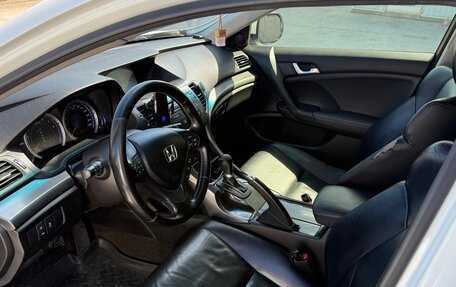 Honda Accord VIII рестайлинг, 2012 год, 1 350 000 рублей, 7 фотография