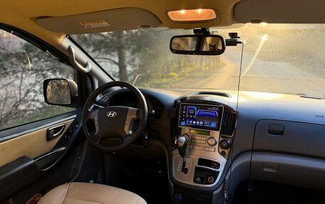 Hyundai Grand Starex Grand Starex I рестайлинг 2, 2013 год, 2 800 000 рублей, 9 фотография