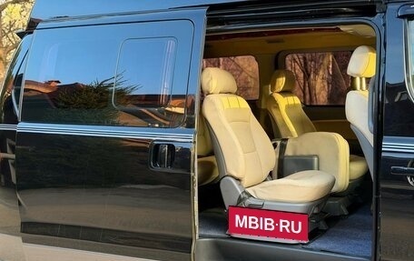 Hyundai Grand Starex Grand Starex I рестайлинг 2, 2013 год, 2 800 000 рублей, 14 фотография